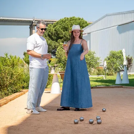 Golden Tulip Hotel & Rooftop Martigues Provence-3