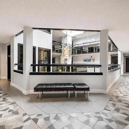 Hotel International-3