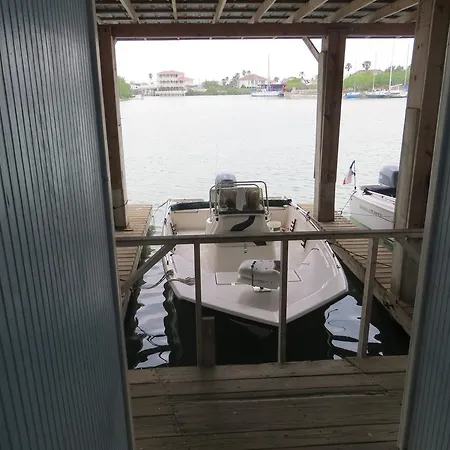 White Sands Inn, Marina, Bar & Grill-3