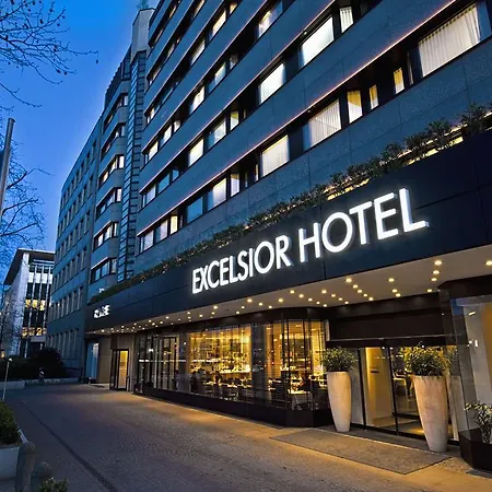 Wyndham Berlin Excelsior-2