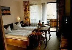Hotel Garni Forellenfischer-2