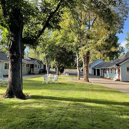 Piety Hill Cottages-3