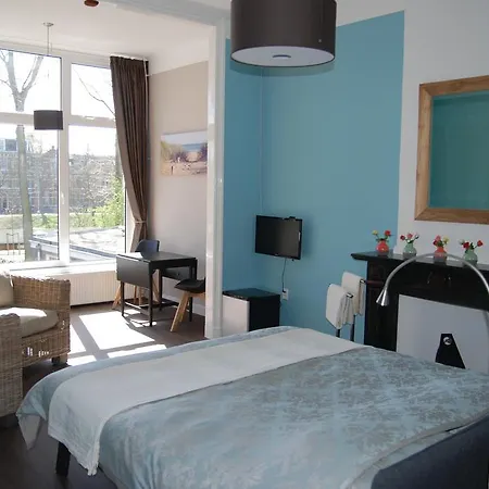 Bed&Breakfast Obrechtstraat-2