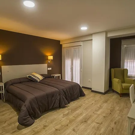 Hostal Elvira-3