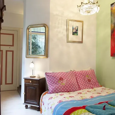 B&B Romantic Rooms Central Haarlem-2