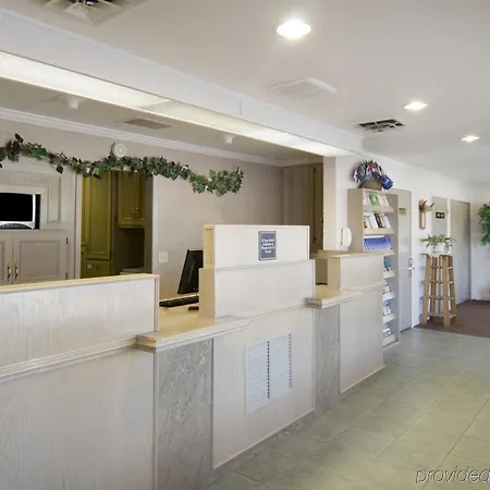 Fort Hays Inn-3