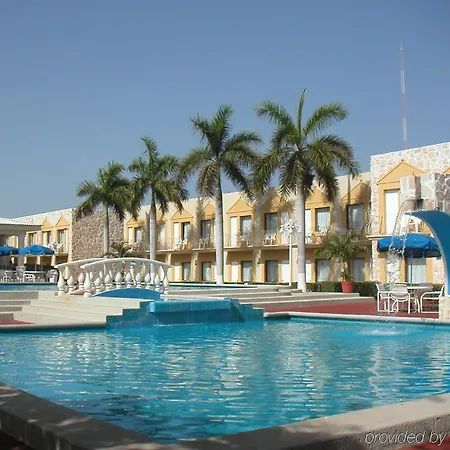 Holiday Inn Express Cancun-3