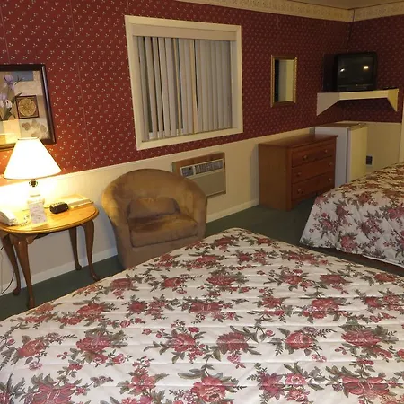 Travelers Inn Motel-2