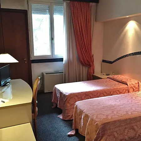 Hotel Pagoda-2