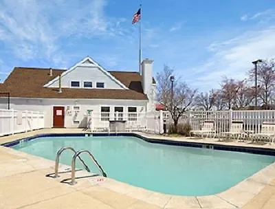 Suburban Studios-3