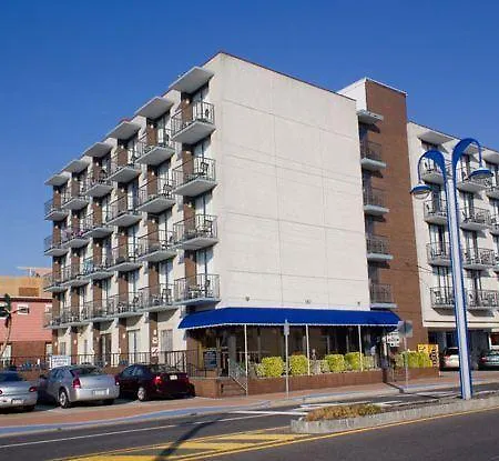 Newport Beach Resort-2