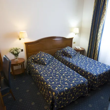 Hotel Carlton-2