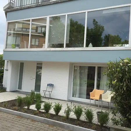 Guesthouse Poppies, Free Parking, No Bikes Inside-2