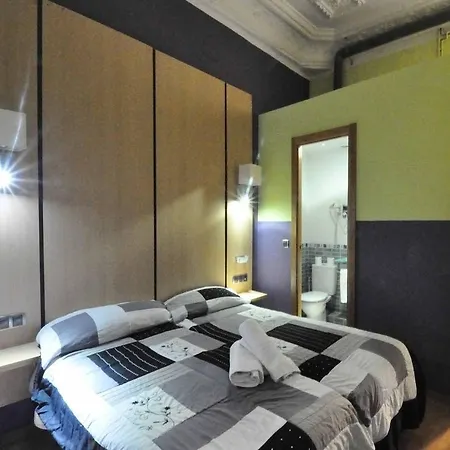 Barcelona Gotic Guesthouse-2