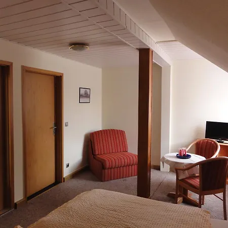 Hotel Garni Melchendorf-3