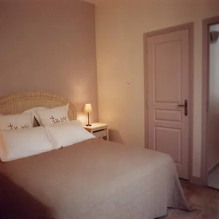 Chambres d'Hotes la Raspeliere-3