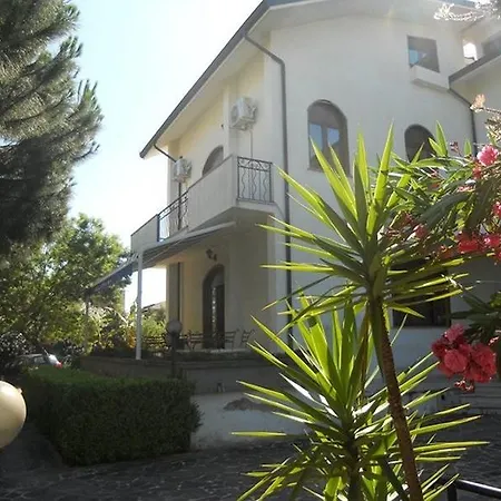 Residence Gnura Momma-2