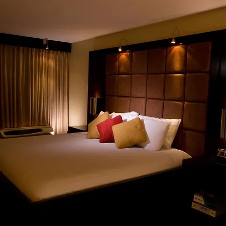 Blue Moon Gay Resort-2