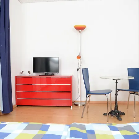 Guesthouse Casa Esperanza Basel-2