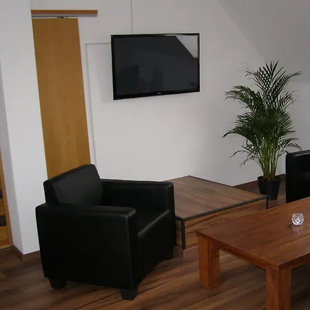 Hotel Alt Vinnhorst-3