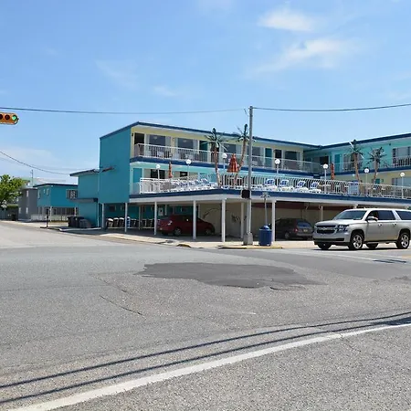 Royal Court Motel-3