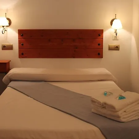 Hostal Amantes De Teruel-3