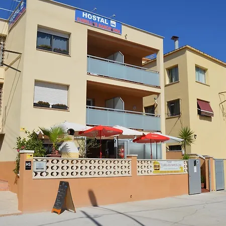 Hostal Cubelles-2