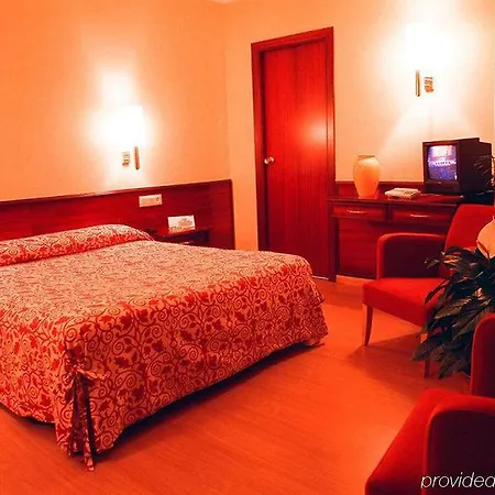 Camparan Suites-3