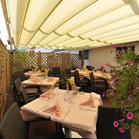 Hotel Vela-3