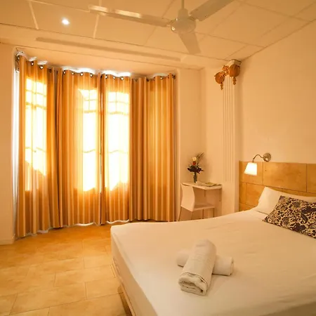 Hostal Martinval-3