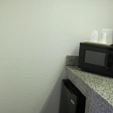 Travelodge By Wyndham Winslow-2