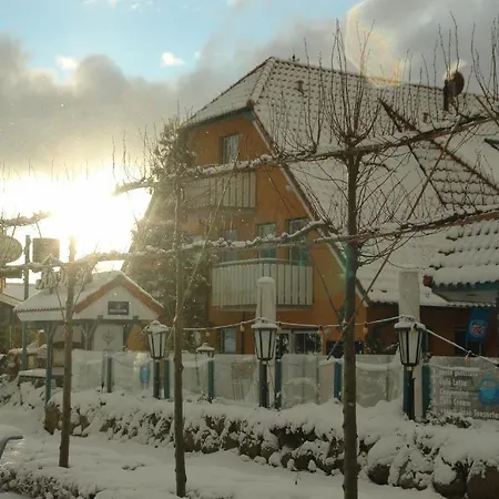 Hotel Garni Am Deich-3