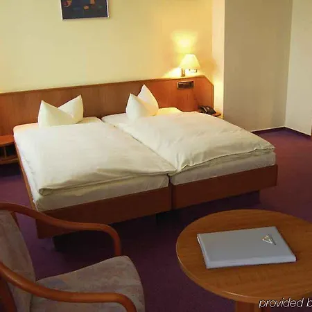 Hotel Grossbeeren-2