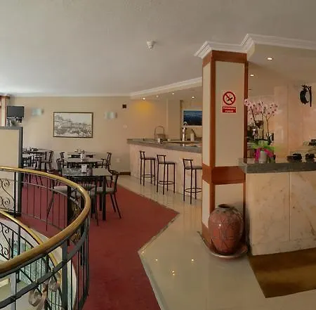 Hotel La Ronda-2