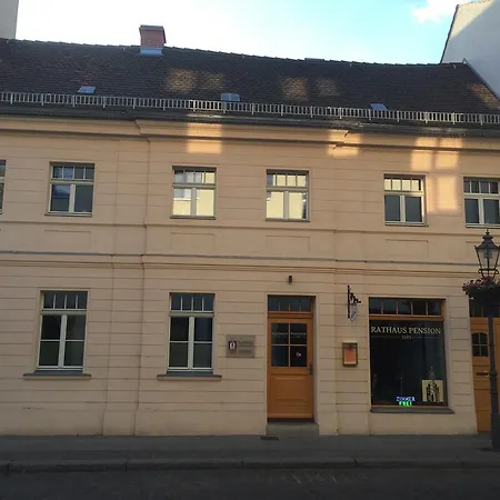 Rathaus-Pension 1685-3