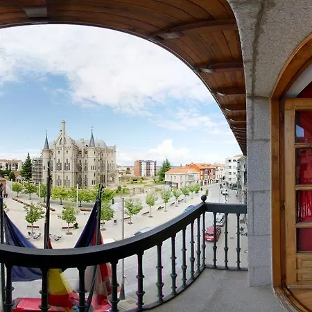 Hotel Gaudi-3