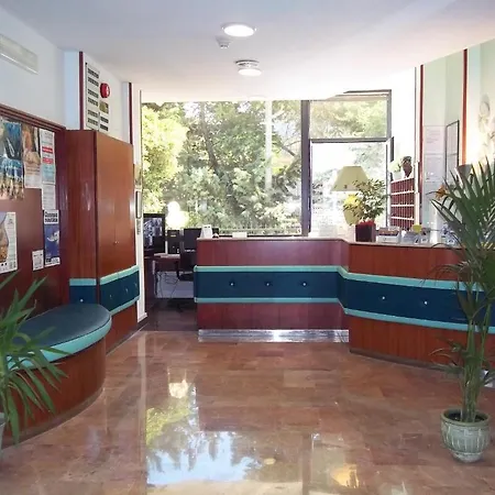 Hotel Rivabella-3