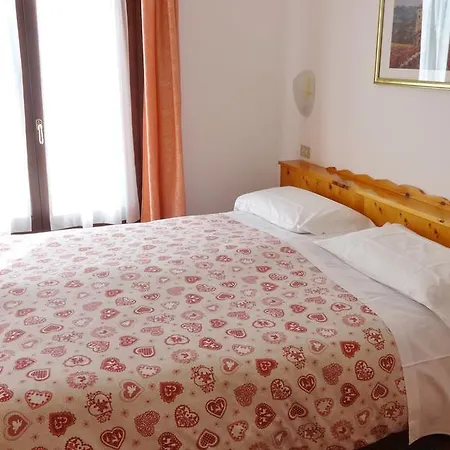 Hotel Piccolo Mondo-2