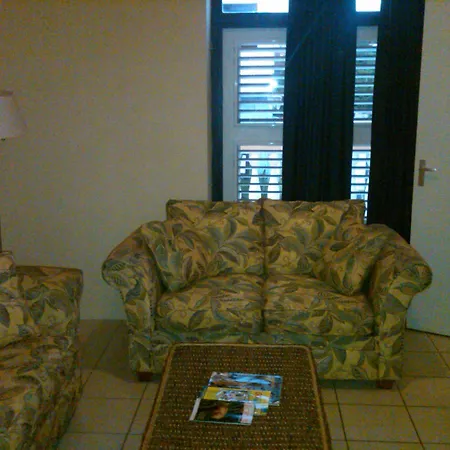 Academy Hotel Curacao-3