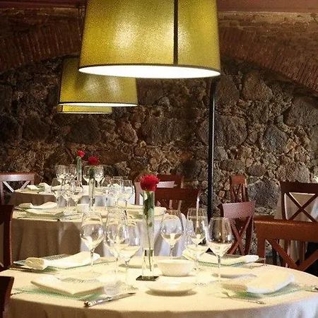 Hotel Castell De L'Oliver-2