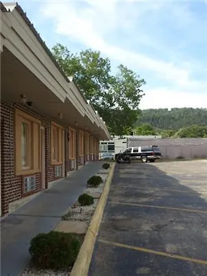 Shamrock Motel Hot Springs-2