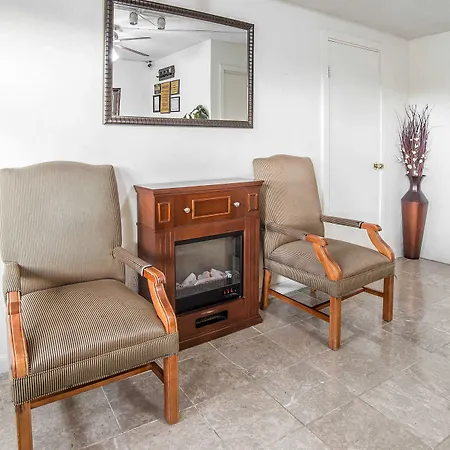 Rodeway Inn & Suites Pendleton-2
