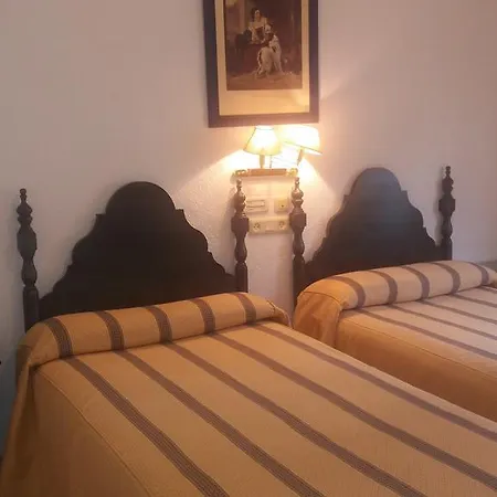 Hostal Don Paco-3