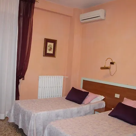 Hotel San Donnino-3