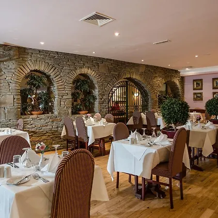 Sheldon Park Hotel And Leisure Club-2