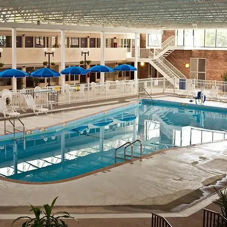 Garden Hotel And Conference Center-3