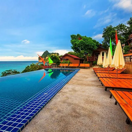 Phuphaya Seaview Resort - Adult Only-2