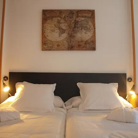 Stylish City Aparthotel Madrid-3