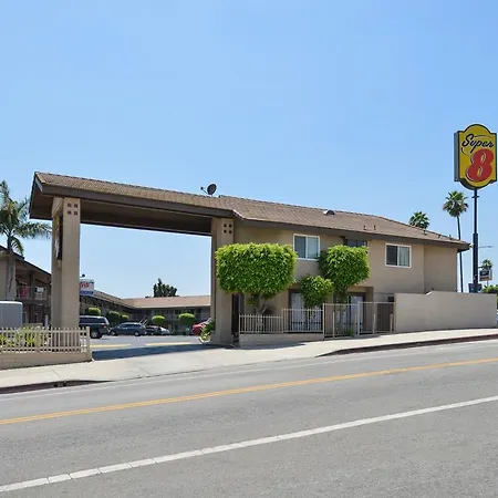Super 8 by Wyndham Los Angeles/Alhambra-2