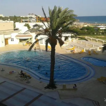 Hotel Les Colombes-3